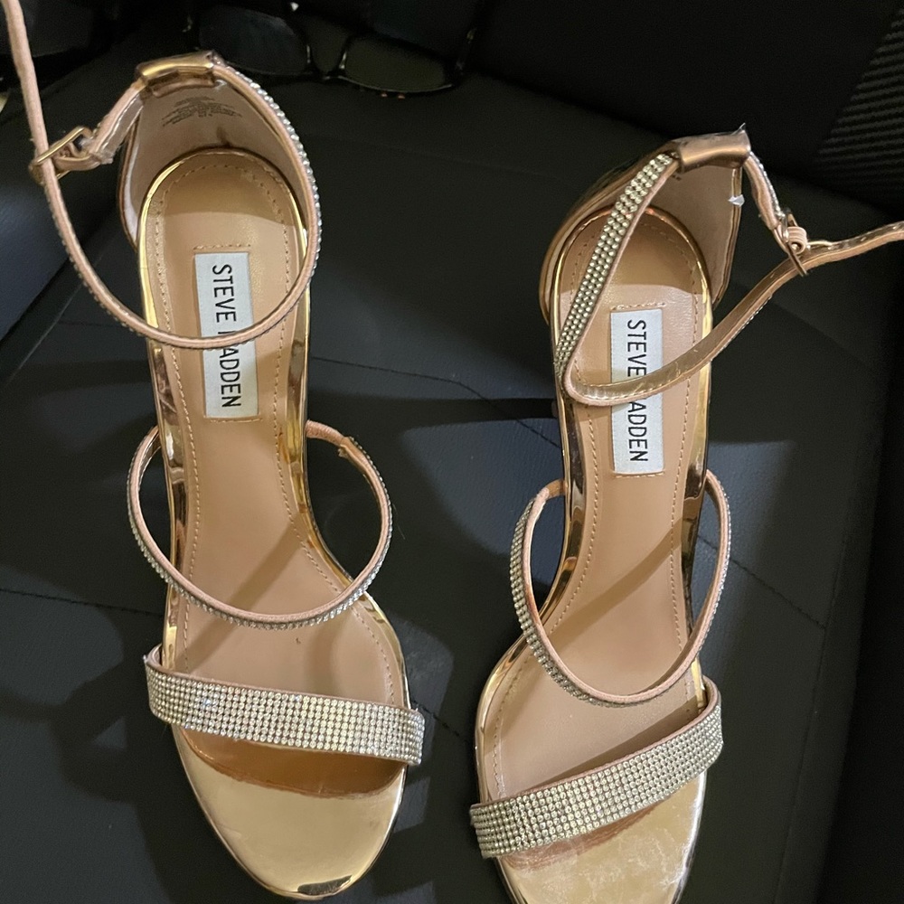 Steve Madden Seduce Rose Gold- 8 NWT